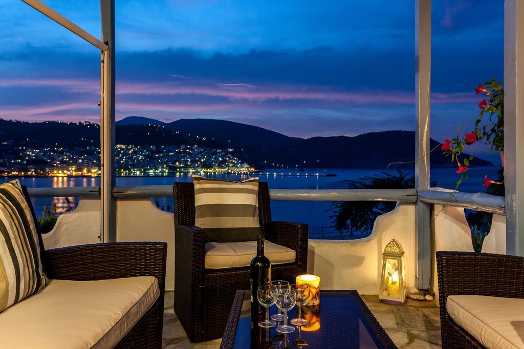 Karavos Sea View Apartments Skopelos Exterior foto